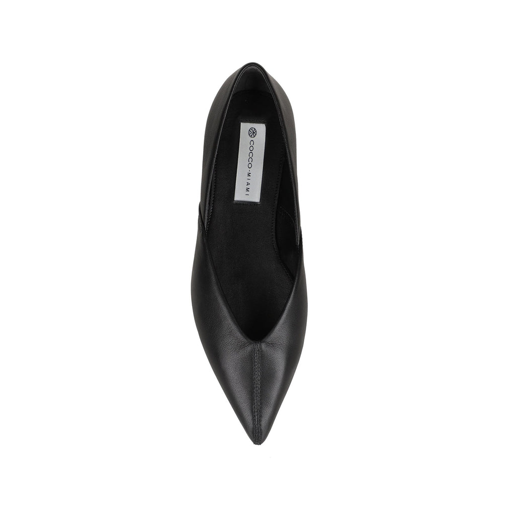 Viena Flat Black Leather, top view